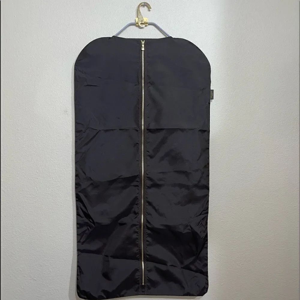 Louis Vuitton garment bag with hanger - Picture 2 of 13